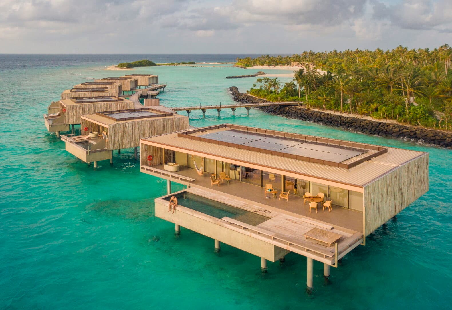 Book a stay at Patina Maldives, Fari Islands in Ֆար. կղզիներ · Fari Islands