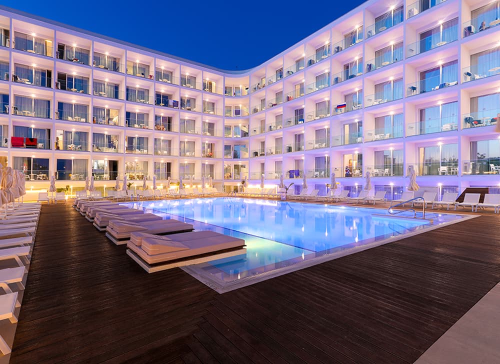 Book a stay at Eleana Hotel Ayia Napa in Այիա Նապա · Կիպրոս